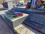 Арсеньевцы 23 февраля возложили цветы к обелиску Славы и почтили память защитников Отечества разных поколений