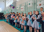 В Арсеньеве прозвенели последние звонки, отмечая окончание учебного года 1
